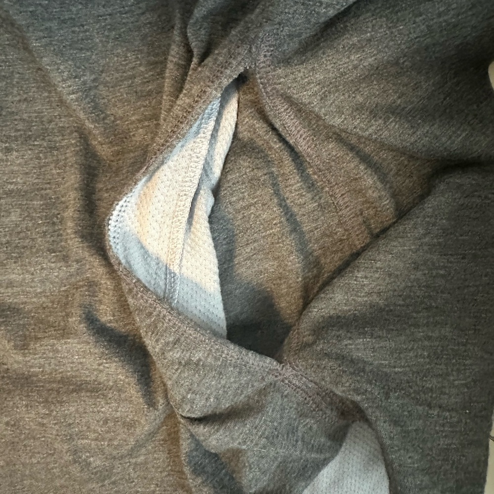 Nike Baseball Dri-Fit  Black and Gray Hoodie Size L. 3/4 sleeves. - Picture 4 of 4